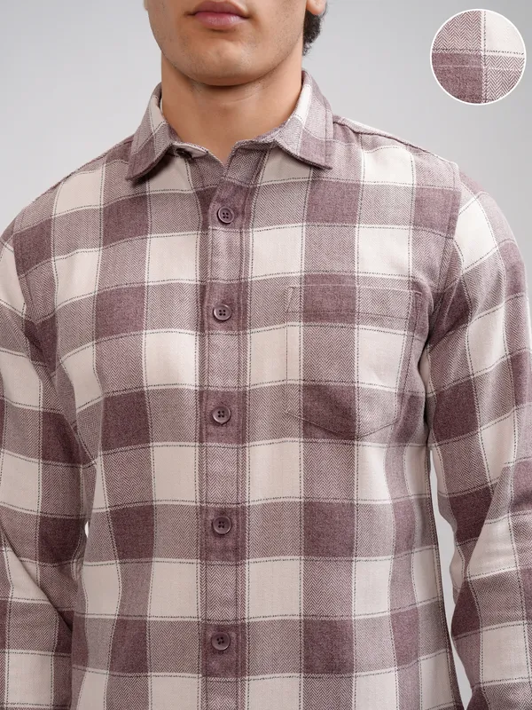 Highlander Men Maroon Checked Slim Fit Casual Shirt
