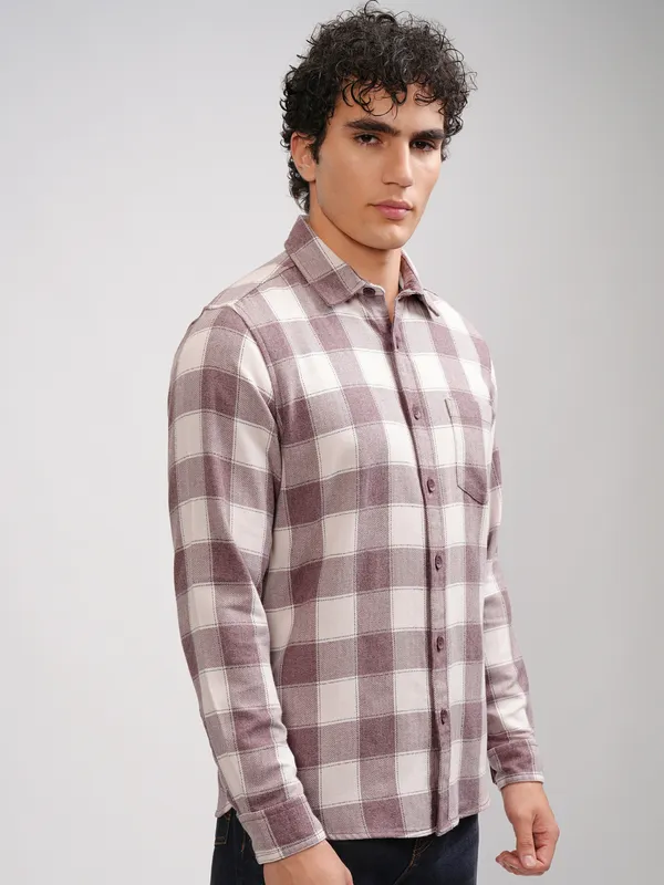 Highlander Men Maroon Checked Slim Fit Casual Shirt