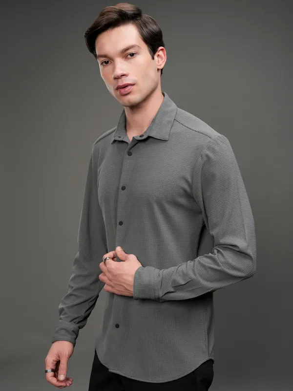 Highlander Men Grey Self Design Slim Fit Casual Shirt