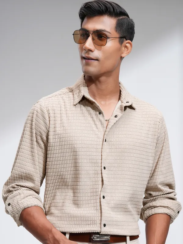Highlander Men Beige Self Design Slim Fit Casual Shirt