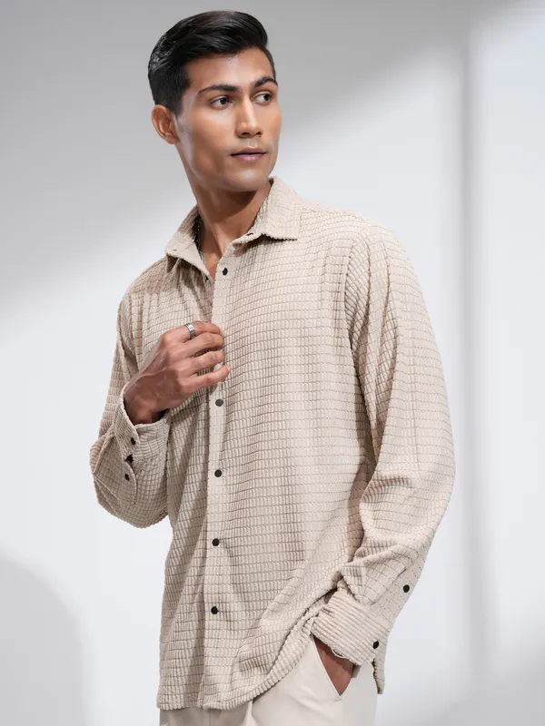 Highlander Men Beige Self Design Slim Fit Casual Shirt