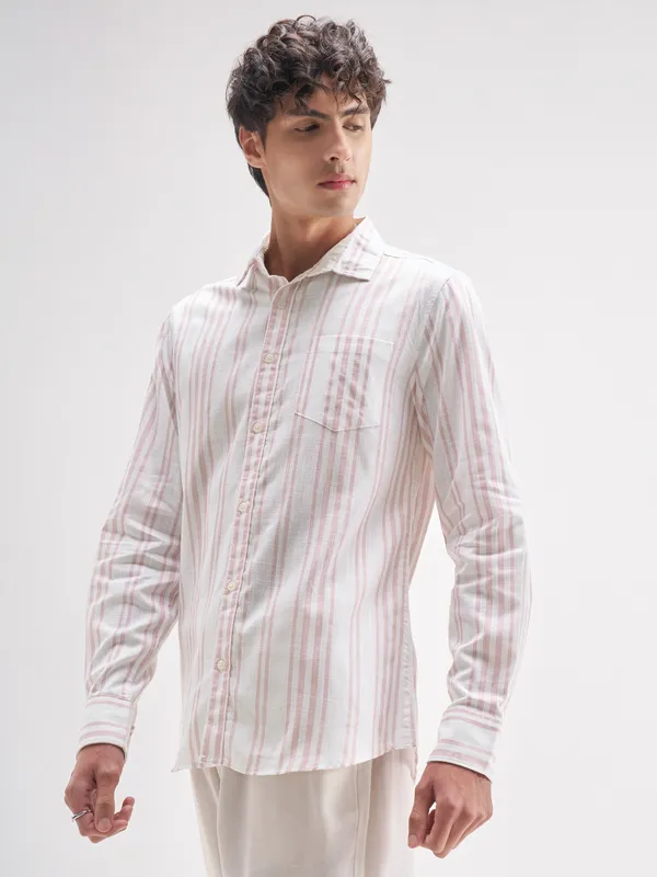 Highlander Men White Striped Regular Fit Casual Shirt