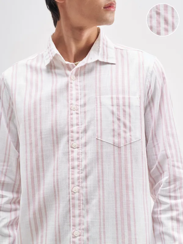 Highlander Men White Striped Regular Fit Casual Shirt