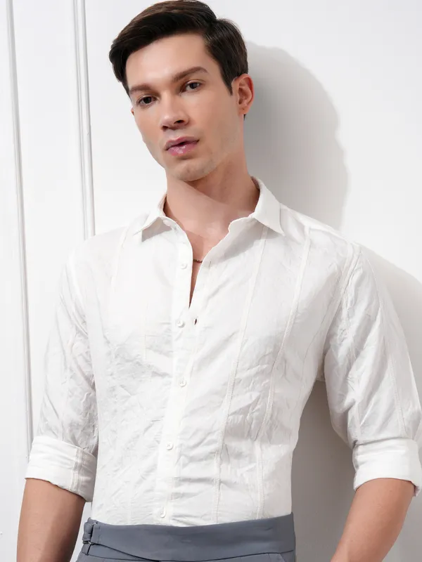 Highlander Men White Striped Slim Fit Casual Shirt