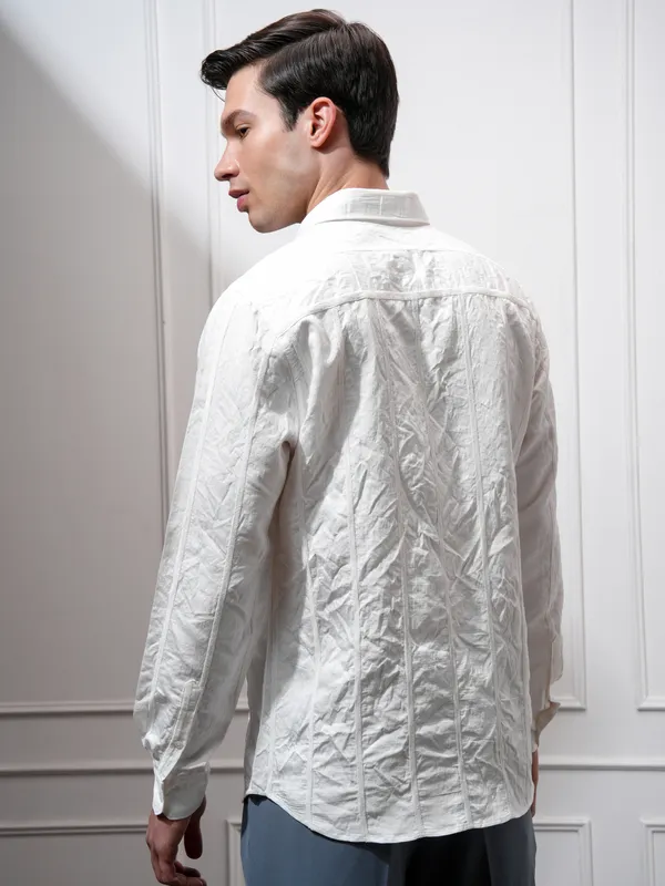 Highlander Men White Striped Slim Fit Casual Shirt