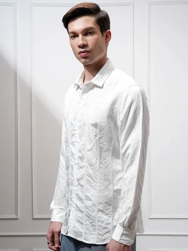 Highlander Men White Striped Slim Fit Casual Shirt