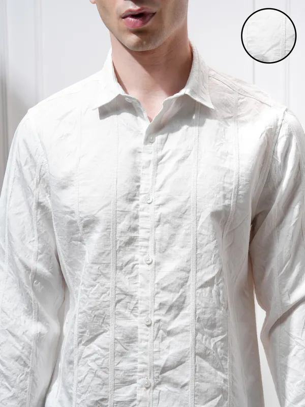 Highlander Men White Striped Slim Fit Casual Shirt