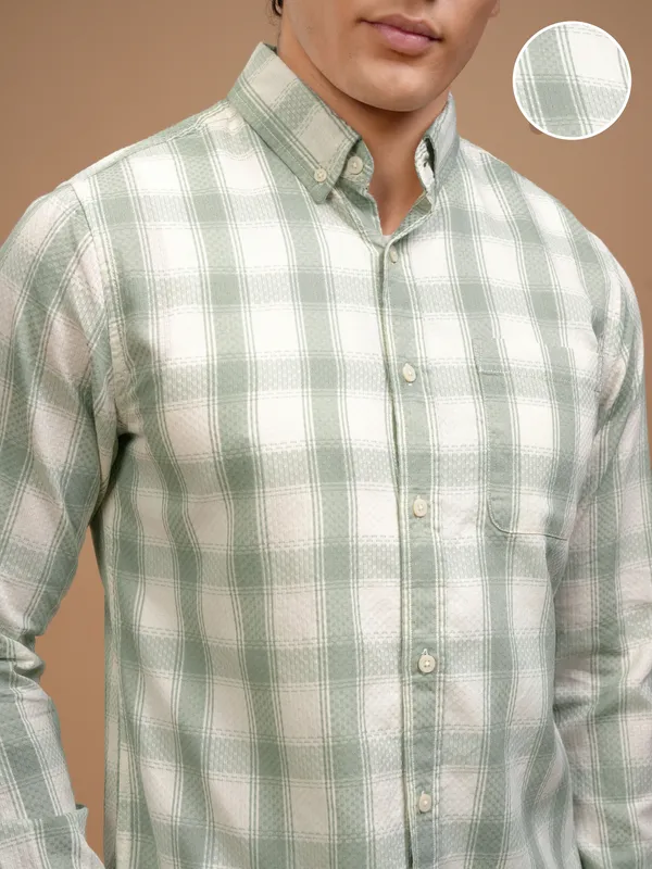 Highlander Men Olive Checked Slim Fit Casual Shirt