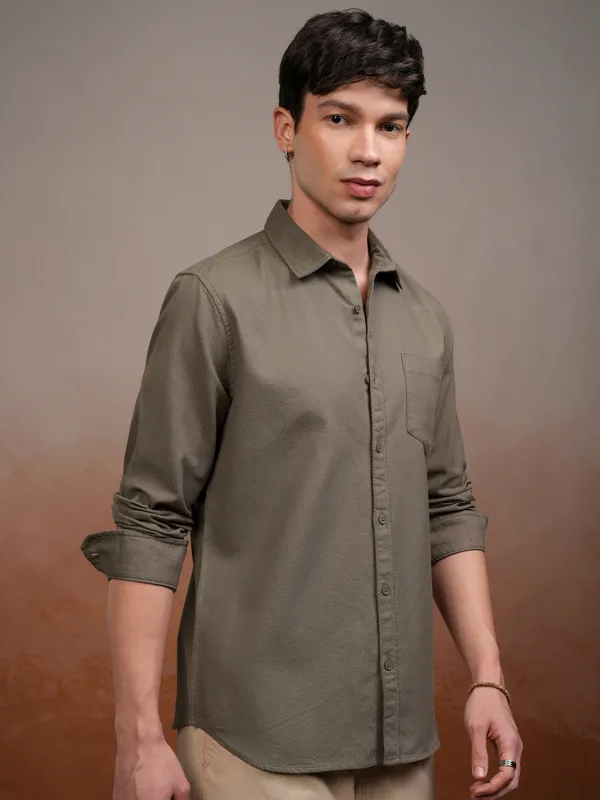 Highlander Men Khaki Self Design Slim Fit Casual Shirt
