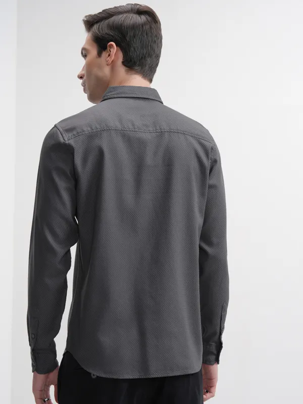 Highlander Men Grey Self Design Slim Fit Casual Shirt