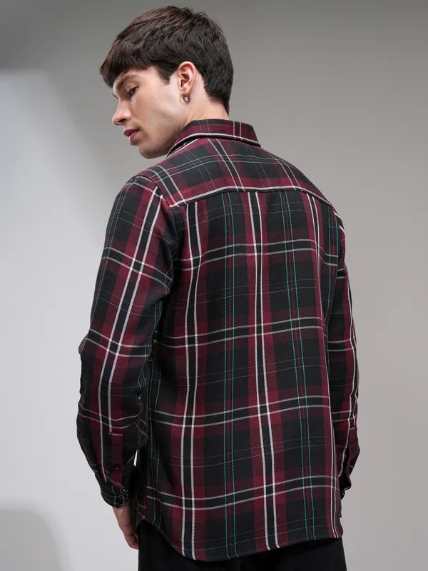Highlander Men Maroon Checked Slim Fit Casual Shirt