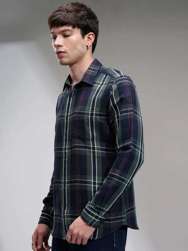 Highlander Men Green Checked Slim Fit Casual Shirt