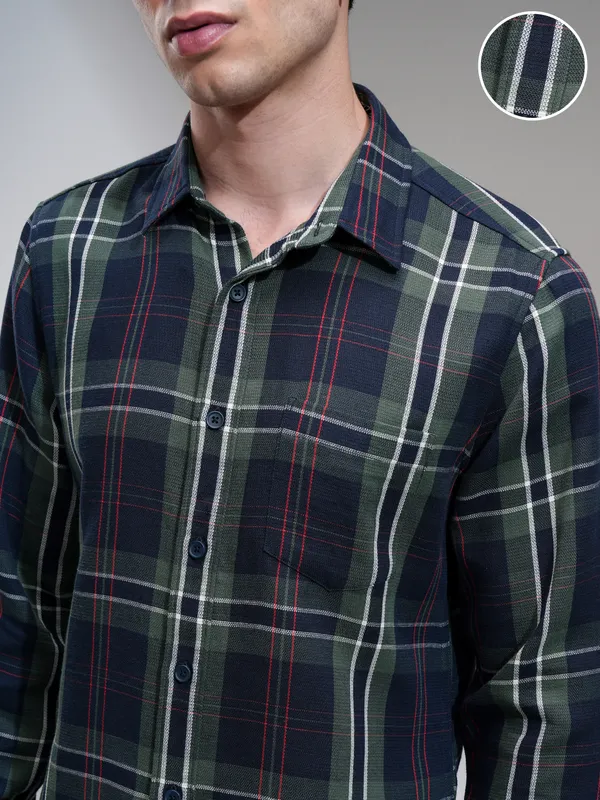 Highlander Men Green Checked Slim Fit Casual Shirt