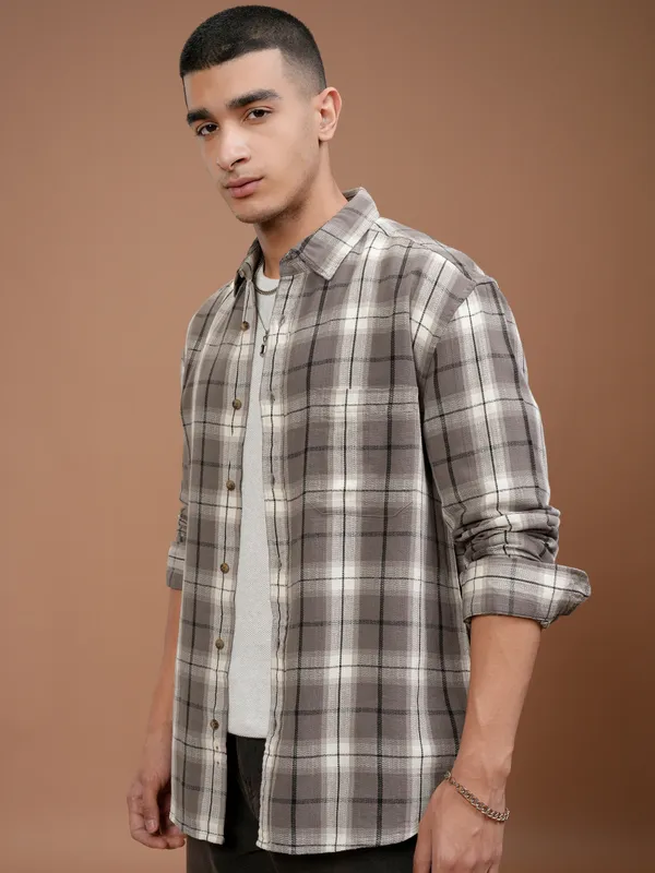Highlander Men Tan Checked Relaxed Fit Casual Shirt