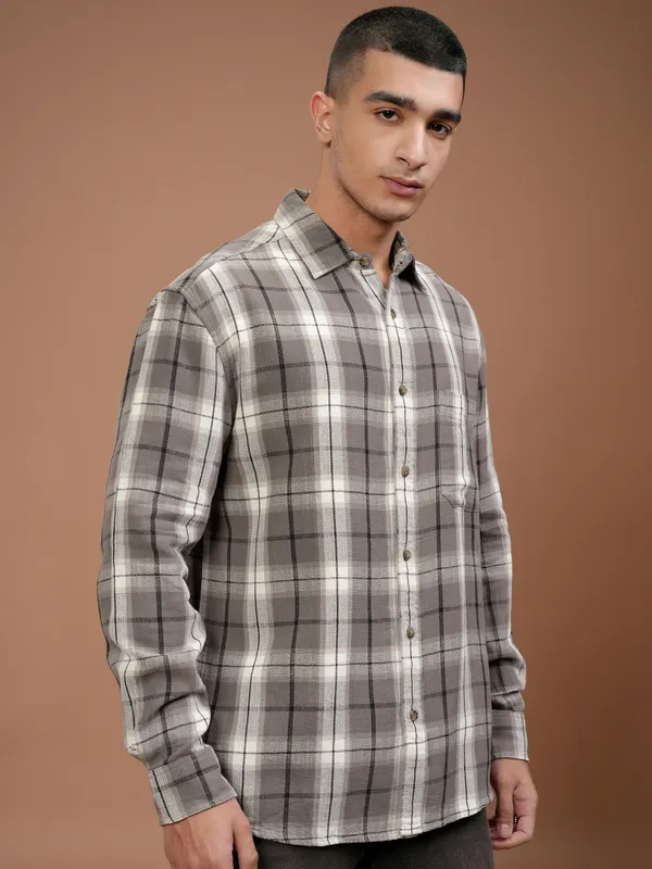 Highlander Men Tan Checked Relaxed Fit Casual Shirt
