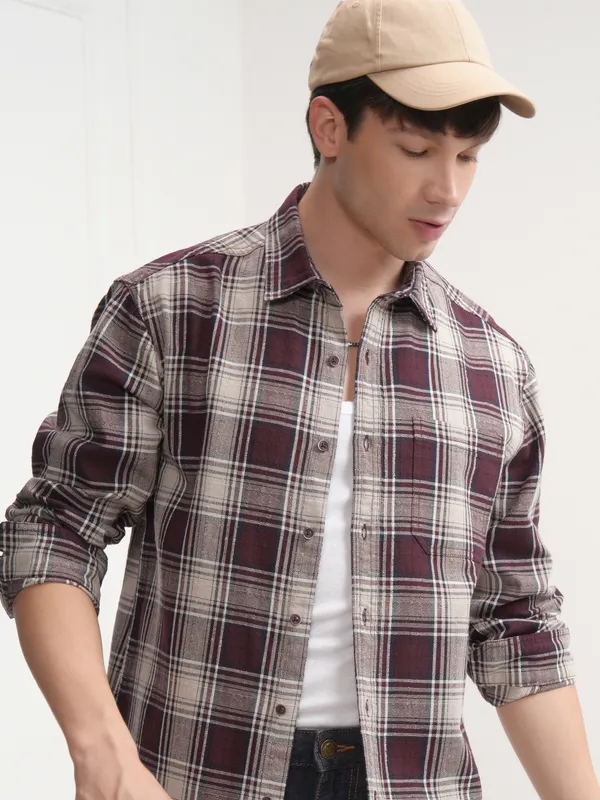 Highlander Men Maroon Checked Relaxed Fit Casual Shirt