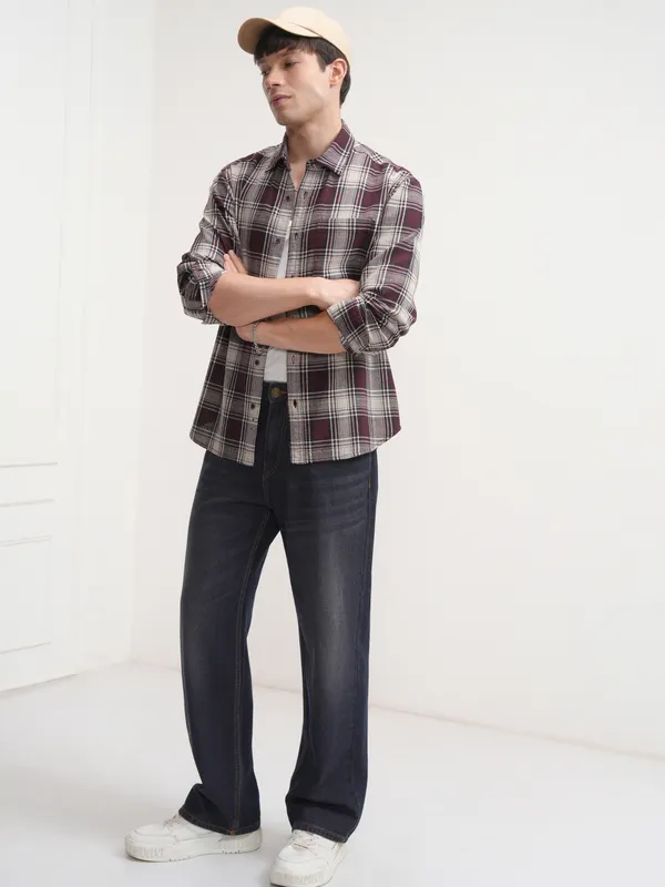 Highlander Men Maroon Checked Relaxed Fit Casual Shirt