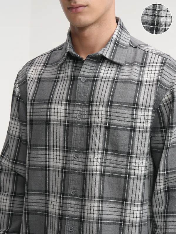 Highlander Men Charcoal Checked Relaxed Fit Casual Shirt