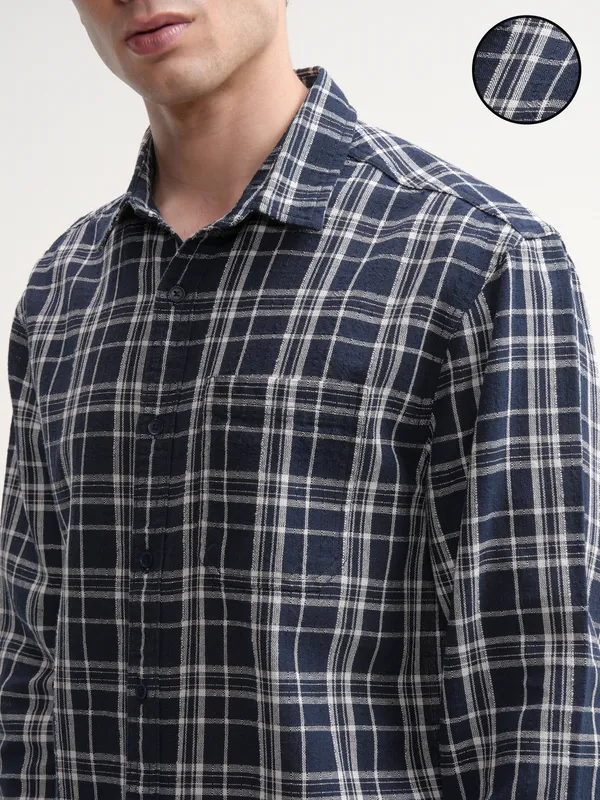 Highlander Men Navy Blue Checked Relaxed Fit Casual Shirt