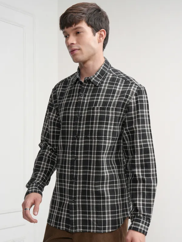 Highlander Men Black Checked Relaxed Fit Casual Shirt