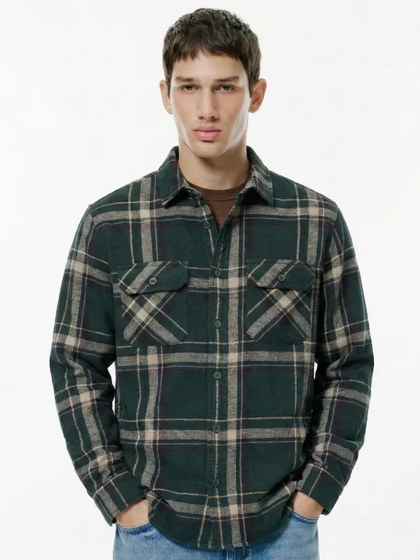 Highlander Men Green Checked Slim Fit Casual Shirt
