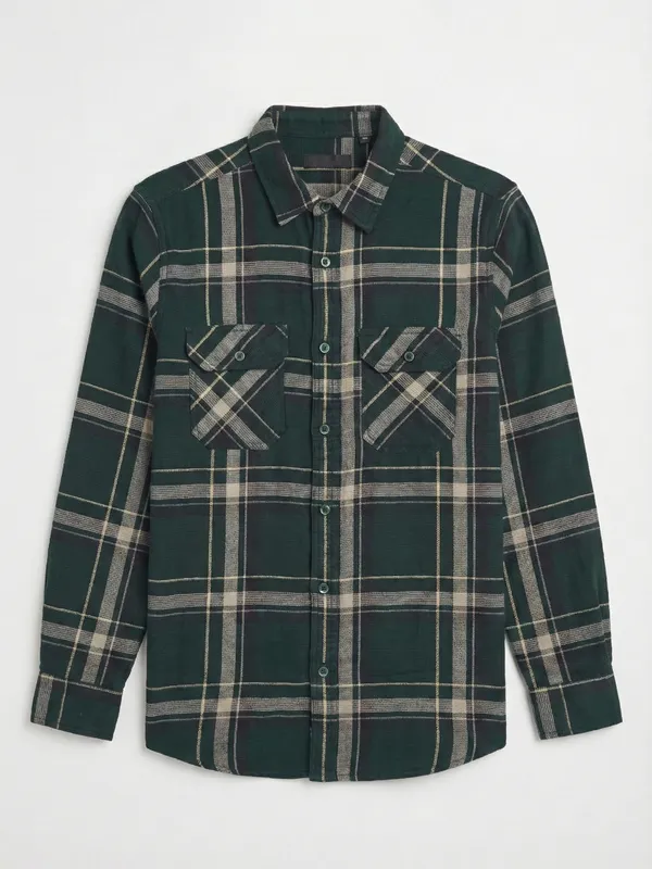 Highlander Men Green Checked Slim Fit Casual Shirt