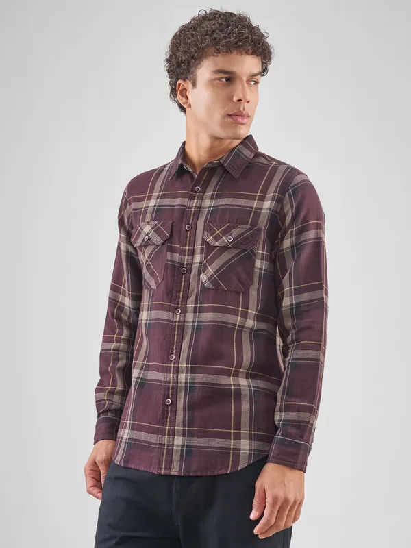 Highlander Men Maroon Checked Slim Fit Casual Shirt