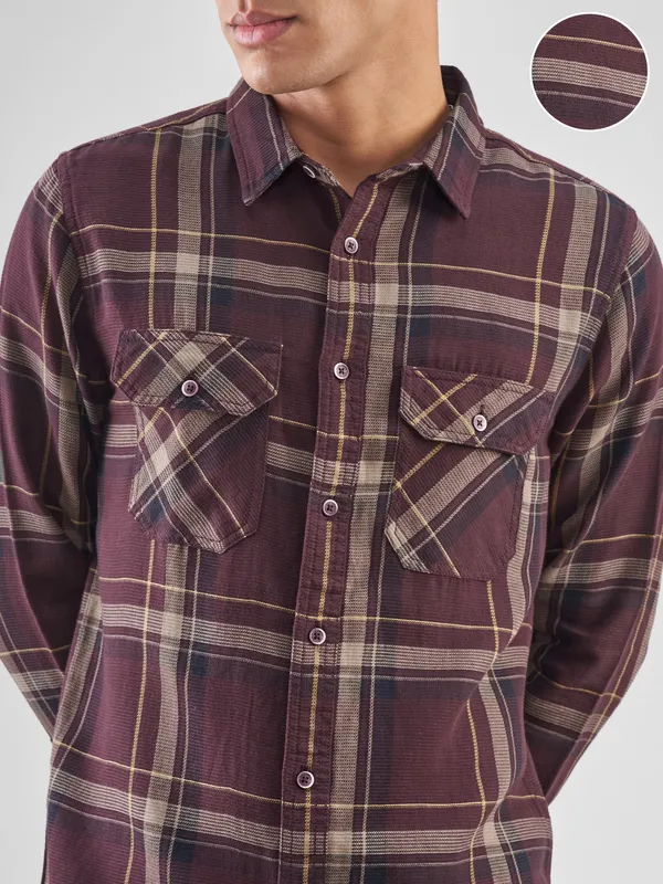 Highlander Men Maroon Checked Slim Fit Casual Shirt