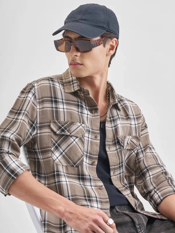 Highlander Men Khaki Checked Slim Fit Casual Shirt