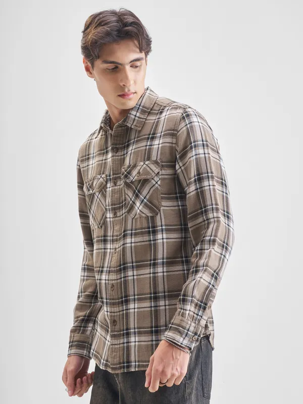 Highlander Men Khaki Checked Slim Fit Casual Shirt