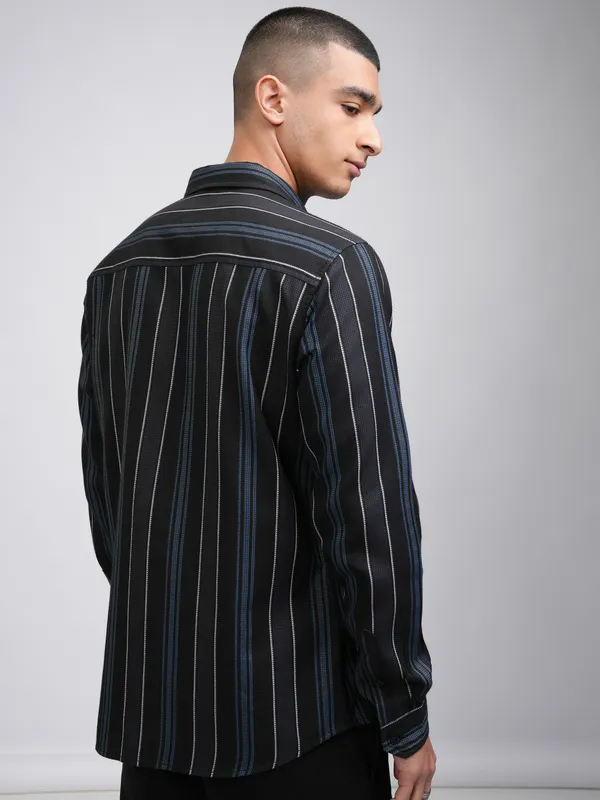Highlander Men Black Striped Slim Fit Casual Shirt
