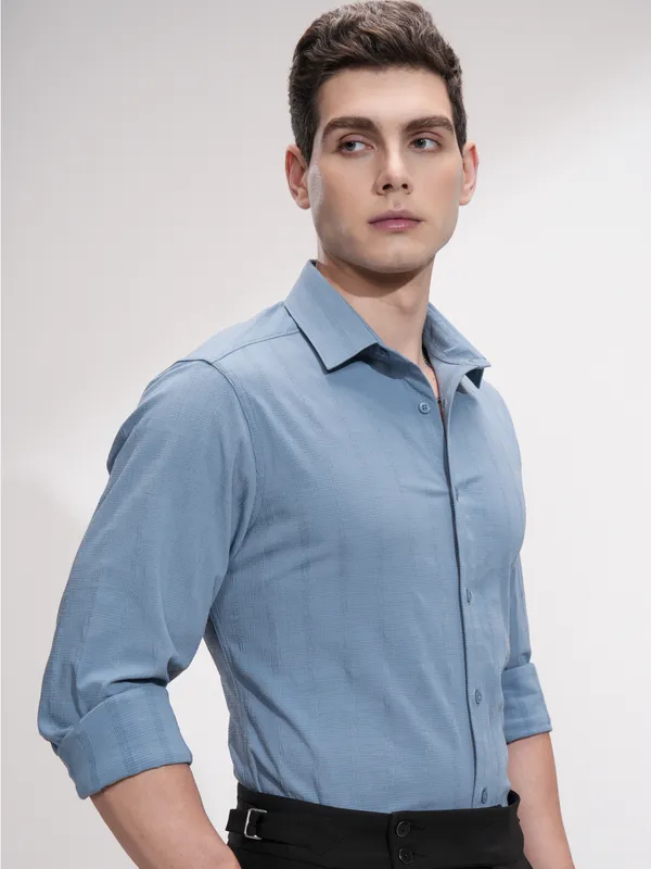 Men Slim Fit Casual Shirt