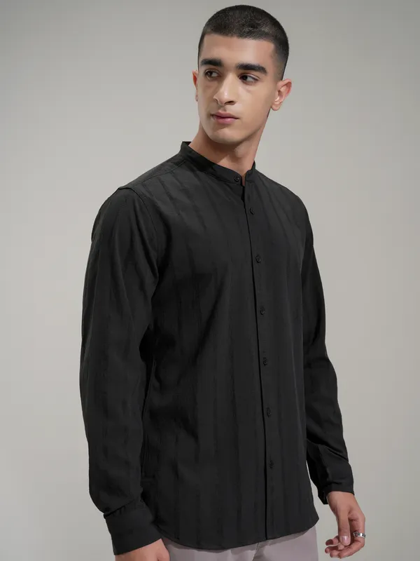 Highlander Men Black Self Design Slim Fit Casual Shirt