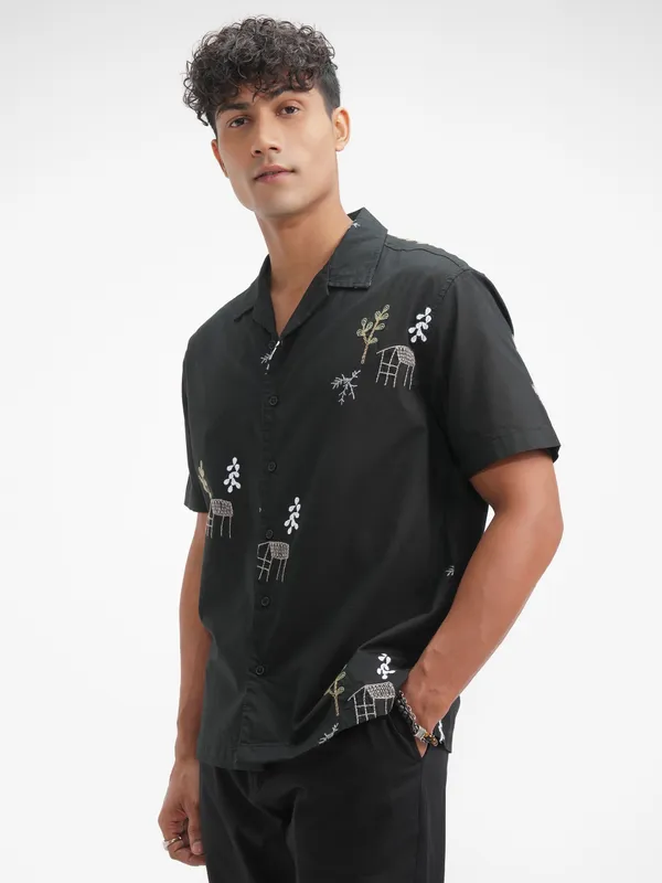 Highlander Men Black Embroidered Relaxed Fit Casual Shirt