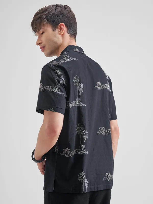 Highlander Men Black Embroidered Relaxed Fit Casual Shirt