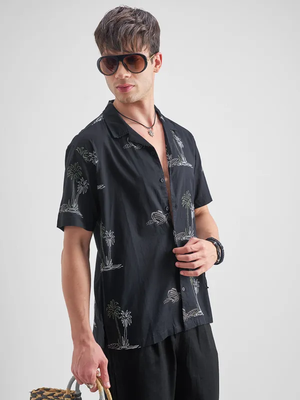 Highlander Men Black Embroidered Relaxed Fit Casual Shirt