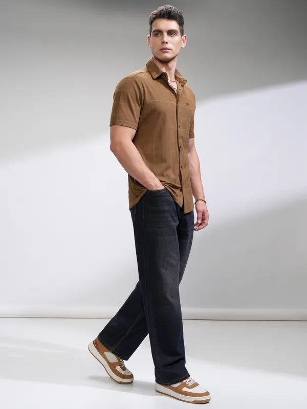 Highlander Men Brown Textured Slim Fit Casual Shirt