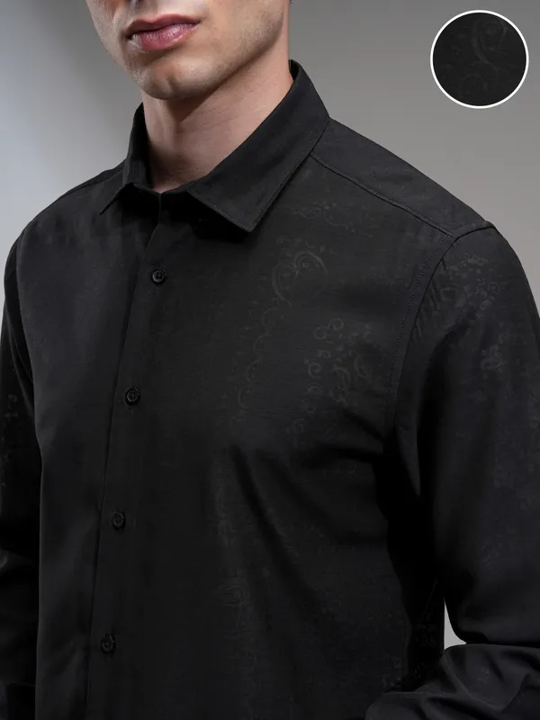 Highlander Men Black Self Design Slim Fit Casual Shirt