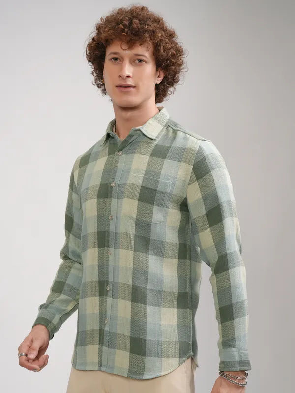 Highlander Men Green Checked Slim Fit Casual Shirt
