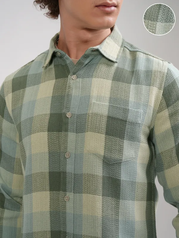 Highlander Men Green Checked Slim Fit Casual Shirt