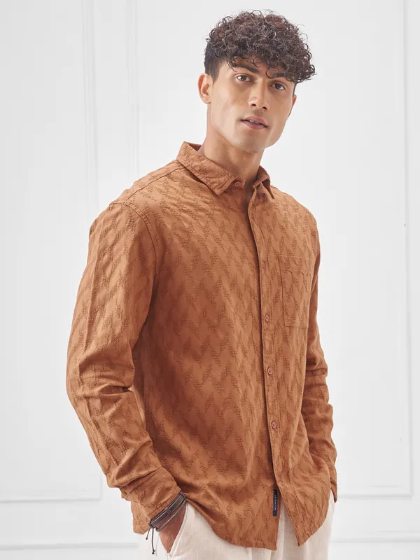 Men Relaxed Fit Casual Shirt