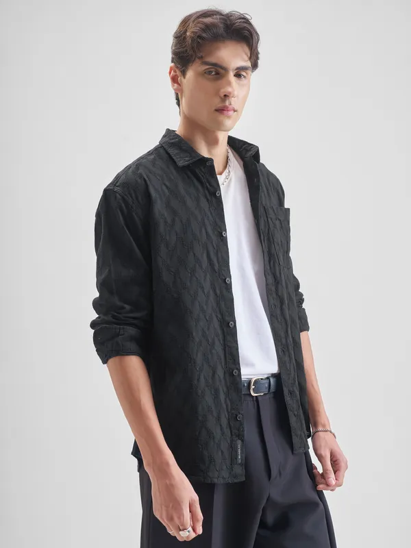 Highlander Men Black Self Design Relaxed Fit Casual Shirt