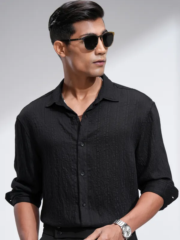 Highlander Men Black Striped Relaxed Fit Casual Shirt