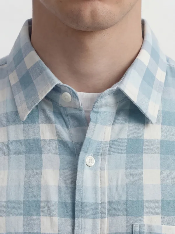 Highlander Men Blue Checked Slim Fit Casual Shirt