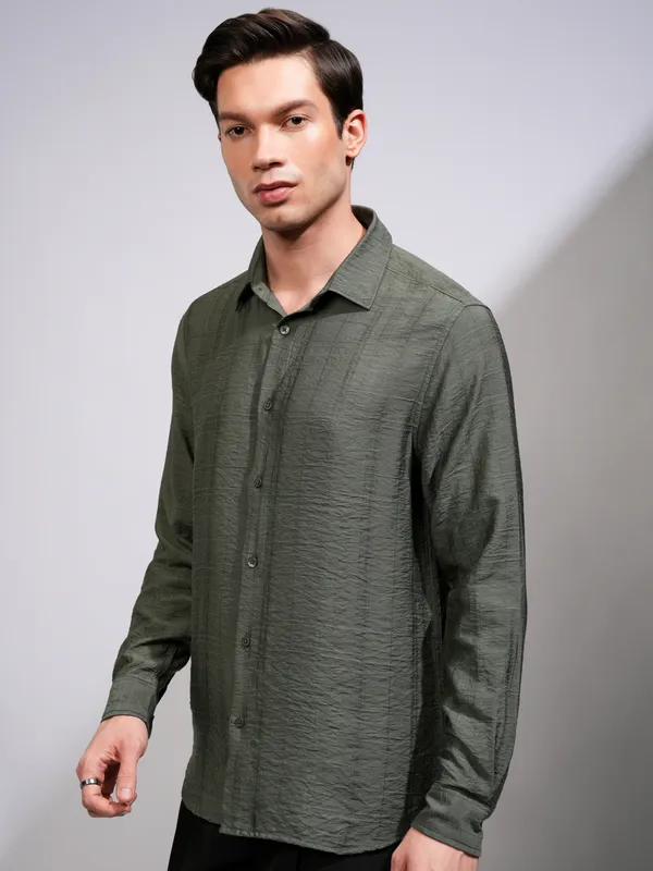 Highlander Men Green Checked Slim Fit Casual Shirt