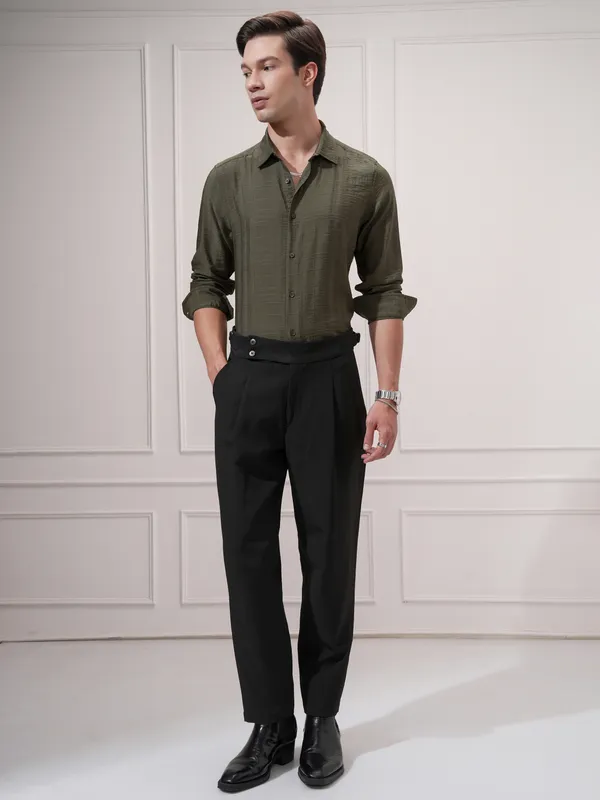 Highlander Men Olive Checked Slim Fit Casual Shirt