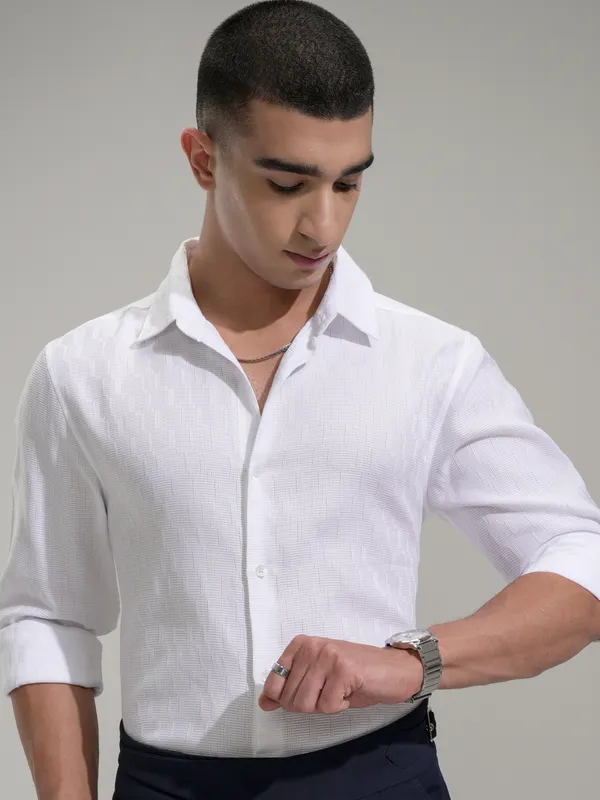 Highlander Men White Self Design Slim Fit Casual Shirt