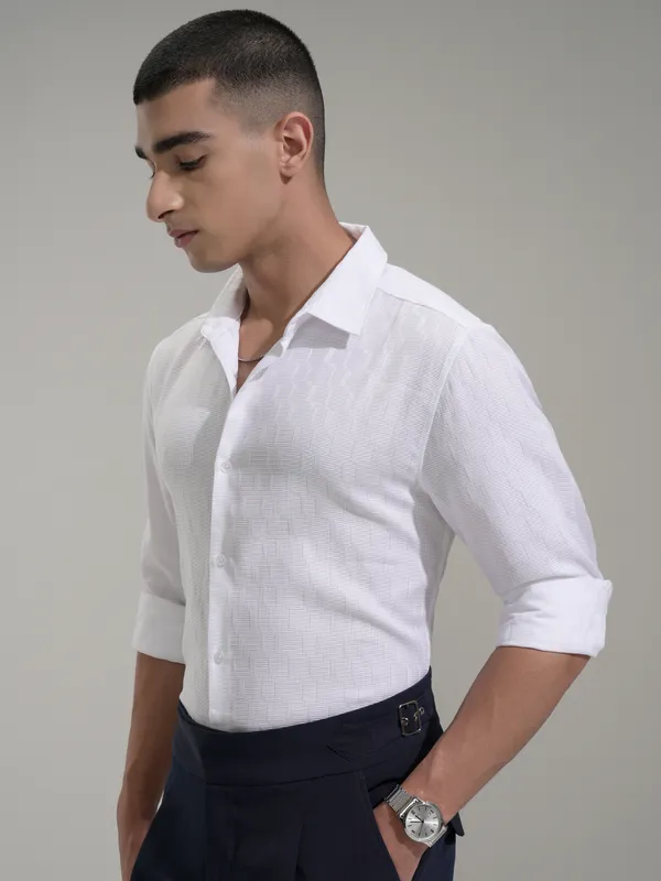 Highlander Men White Self Design Slim Fit Casual Shirt