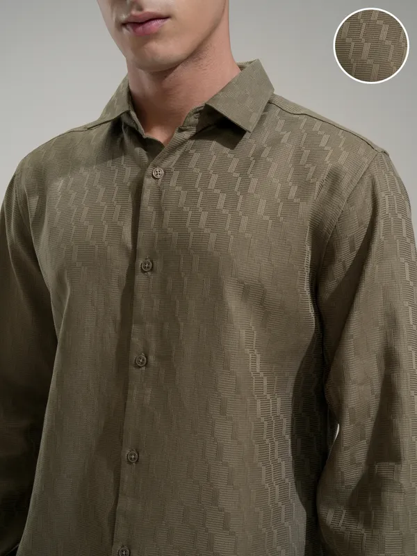 Highlander Men Olive Self Design Slim Fit Casual Shirt