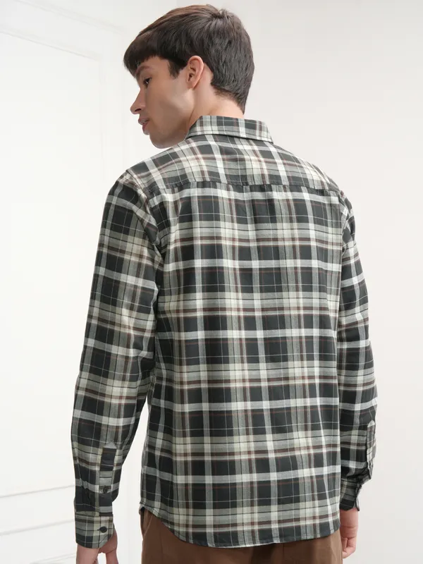 Highlander Men Black Checked Slim Fit Casual Shirt